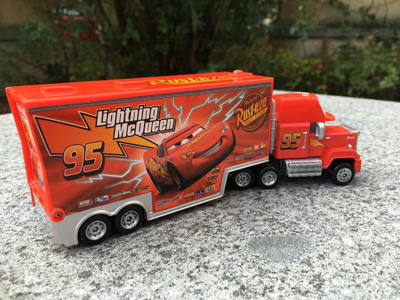 Игрушечный автомобиль Tomy Tomica Disney Pixar с прицепом металлический литый под