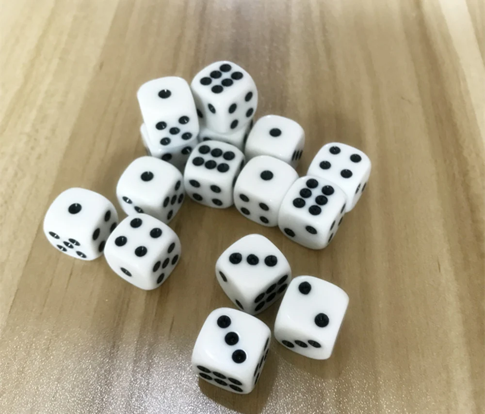 5 шт./лот 16 мм Питьевая игральная кость акриловая белая круглая угловая Шестигранная игральная кость Клубные вечерние игральные игры Набор костей для ролевых игр Yernea
