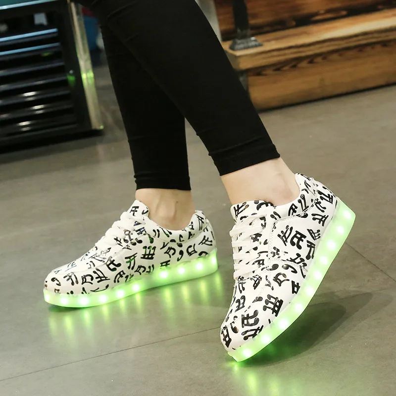 Новые модные туфли на плоской подошве с подсветкой 7 цветов обувь унисекс