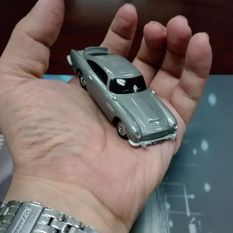 10 шт./лот оптовая продажа Фирменная Новинка э 1/43 масштабные автомобиль игрушки 007
