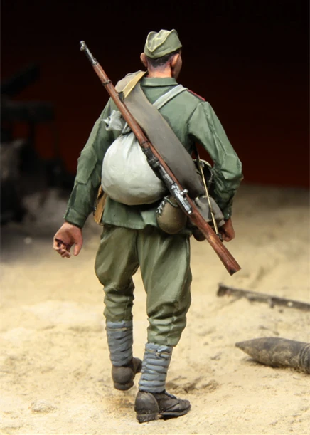 1/35 модельная фигурка из смолы Kit 096 российский пехотный человек Курск 1943 одна