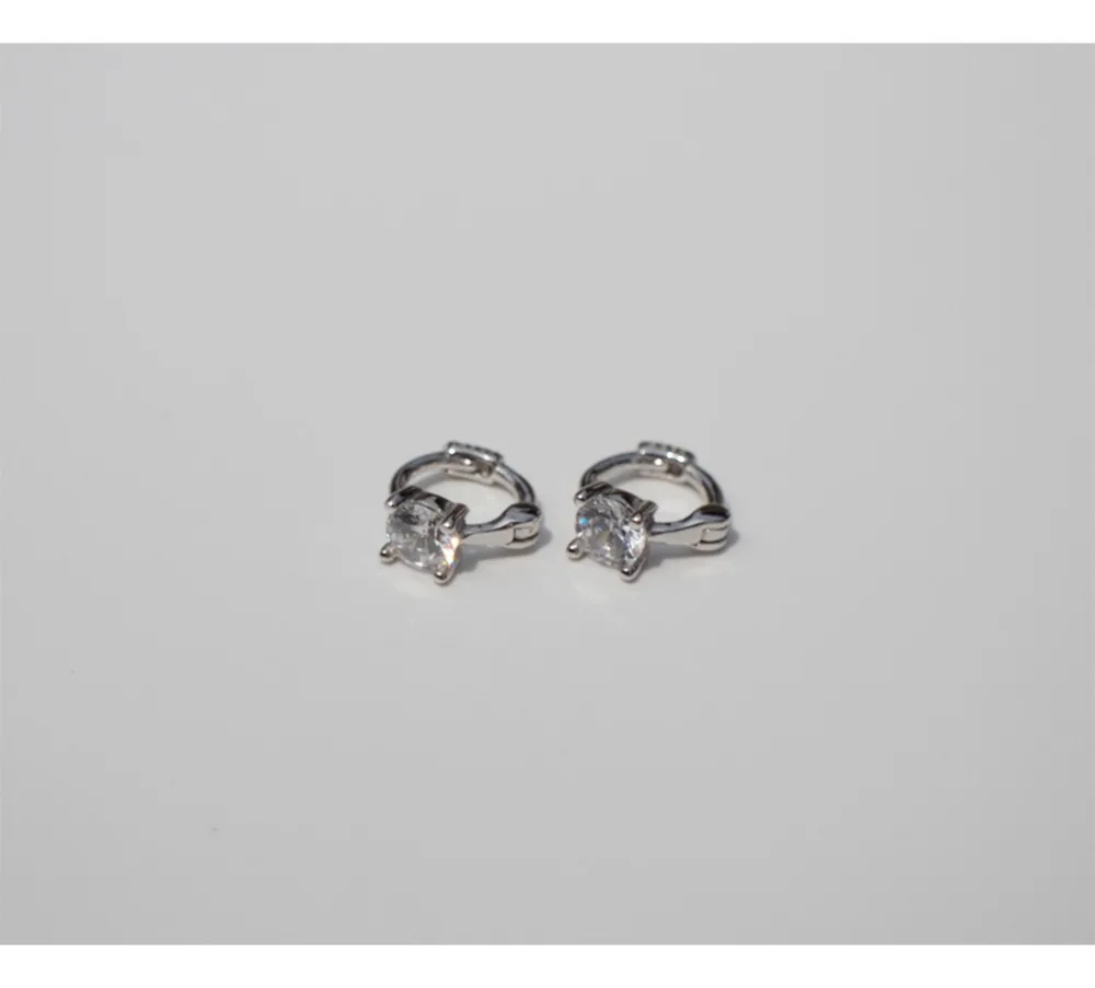 Серьги из стерлингового серебра 925 пробы, модные серьги из циркония, мини серьги с пряжкой, милые тренды, дикие мужские и женские серебряные ювелирные изделия для мальчиков и девочек