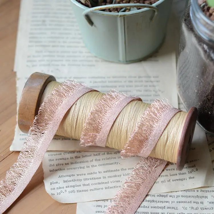 hot sale Lace accessories Three-colored tendrils bordered with gold silk lace width 2cm h0204 | Дом и сад