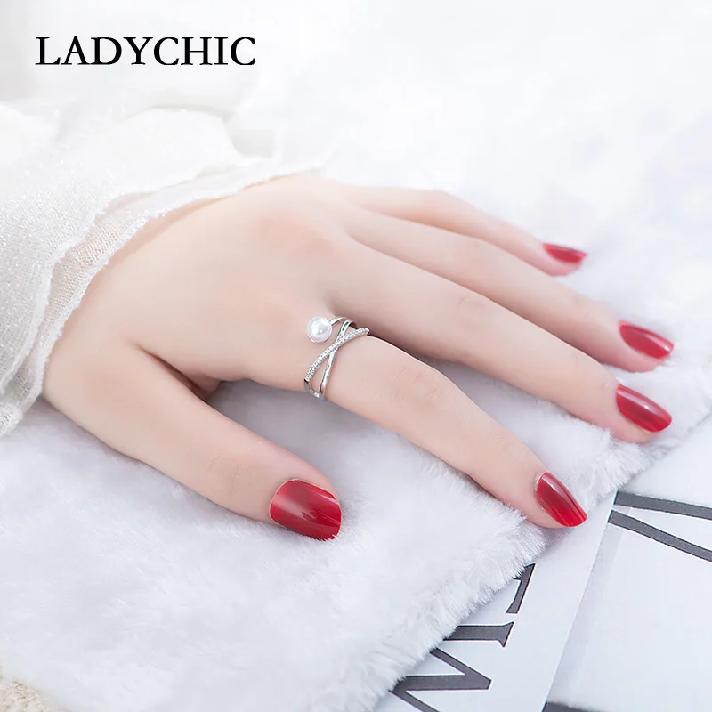 Женское кольцо с имитацией жемчуга LADYCHIC романтичное крестом из кубического