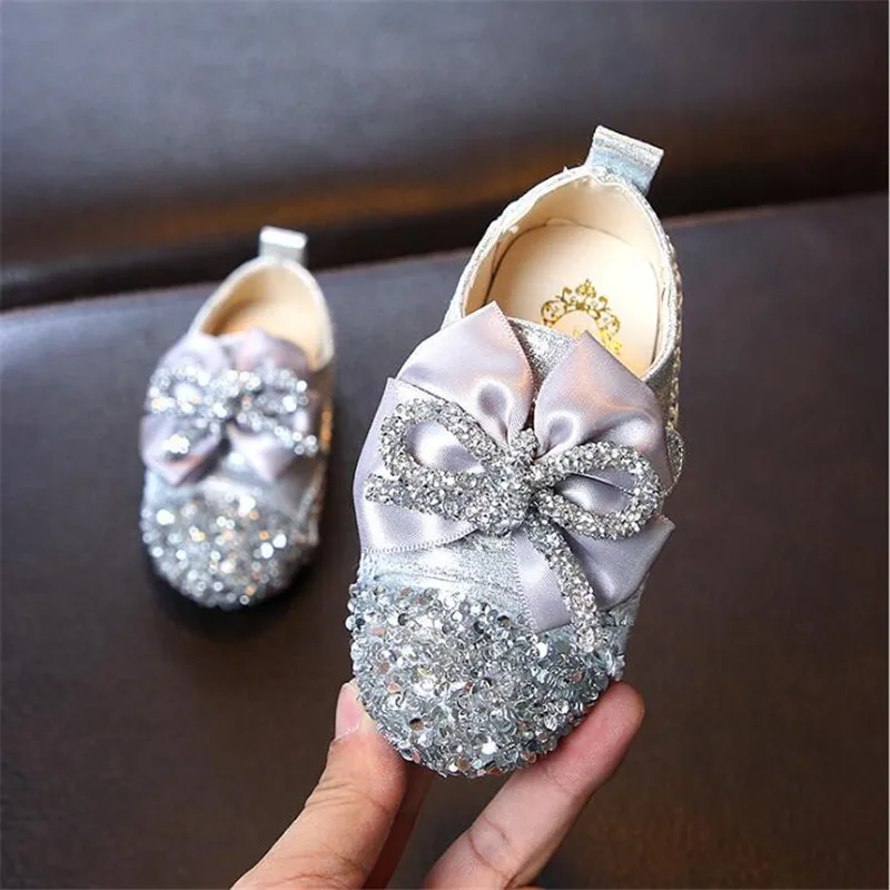 

2019 spring new Children shoes round head comfortable girls baby shoes Fashion sequins soft bottom flower princess dancing shoes
