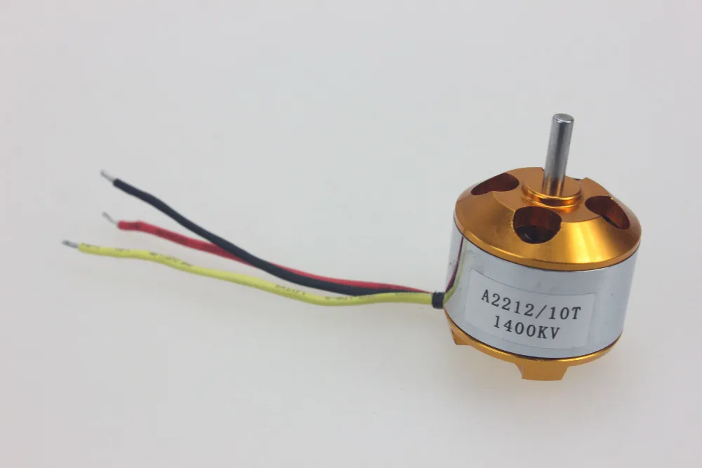 Полный комплект радиоуправляемых дронов Квадрокоптер 4-осевой летательных