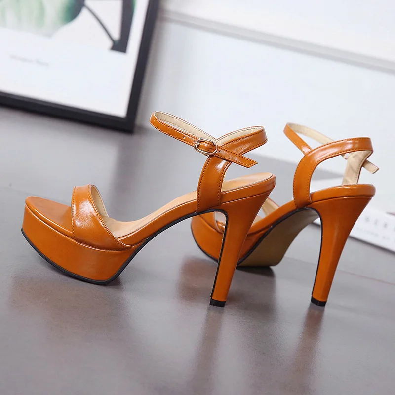 LTARTA/туфли на высоком каблуке; коллекция года; сезон весна; женская обувь из лака; модельные водонепроницаемые сандалии на платформе с пряжкой; женские DF-8122-16