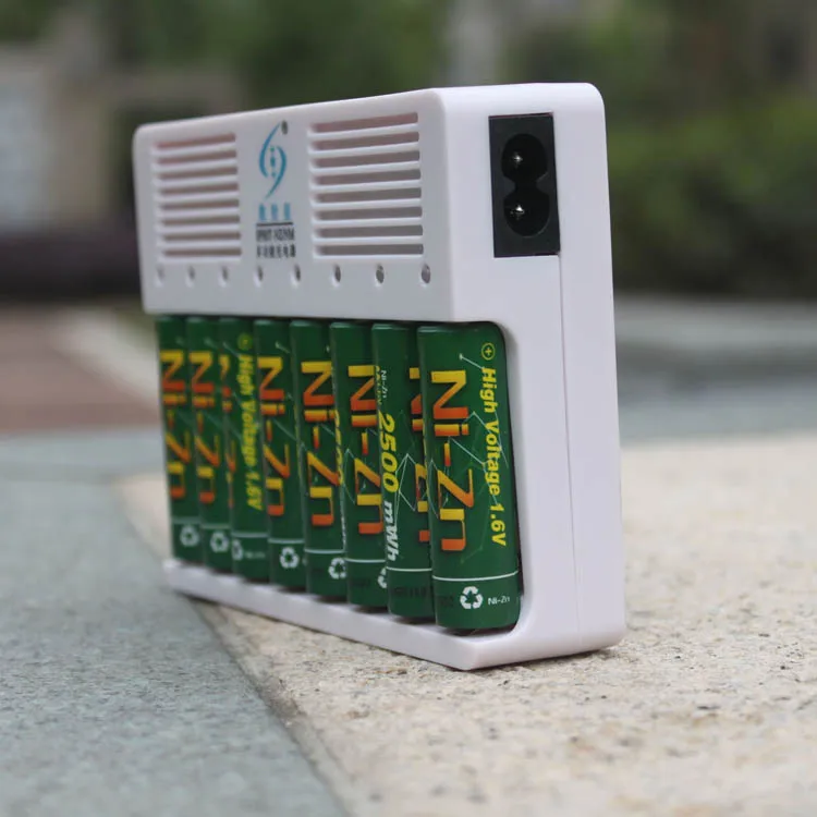 8 слотов зарядное устройство для AA / AAA1.6V Ni-Zn и 1 2 v NiMH аккумуляторные батареи |
