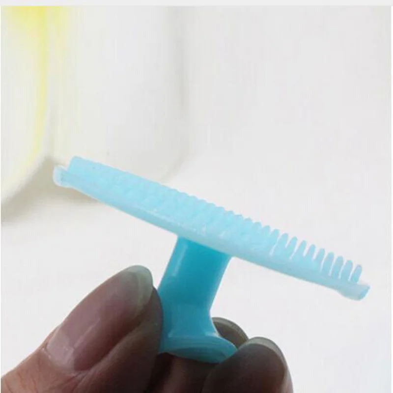 Kids Hair Brush Baby Shower Soft Silicone Comb Safety Care Newborns Shampoo Security Health Bath Massage Hairbrush |