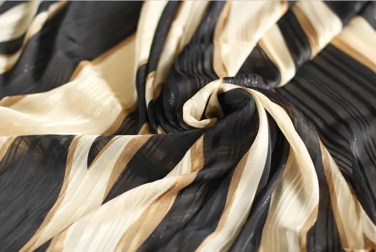 

Hot sale silver yarn random stripe wave printed metallic chiffon fabric