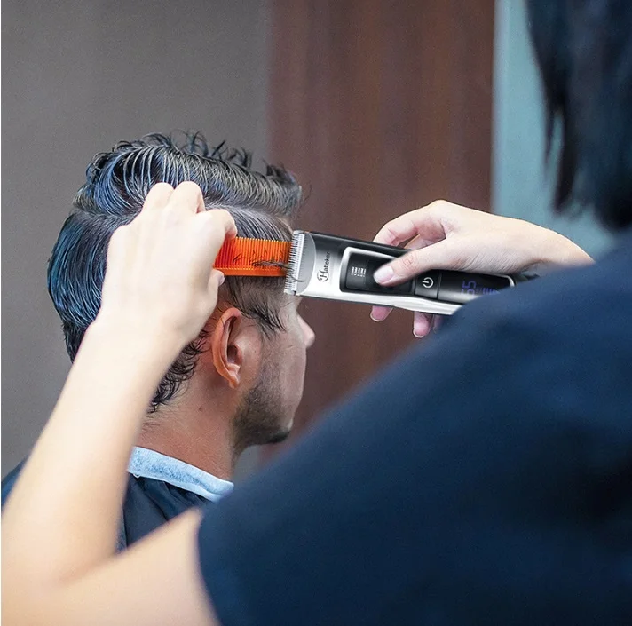 Перезаряжаемые электромашинка для стрижки волос профессиональная машинка