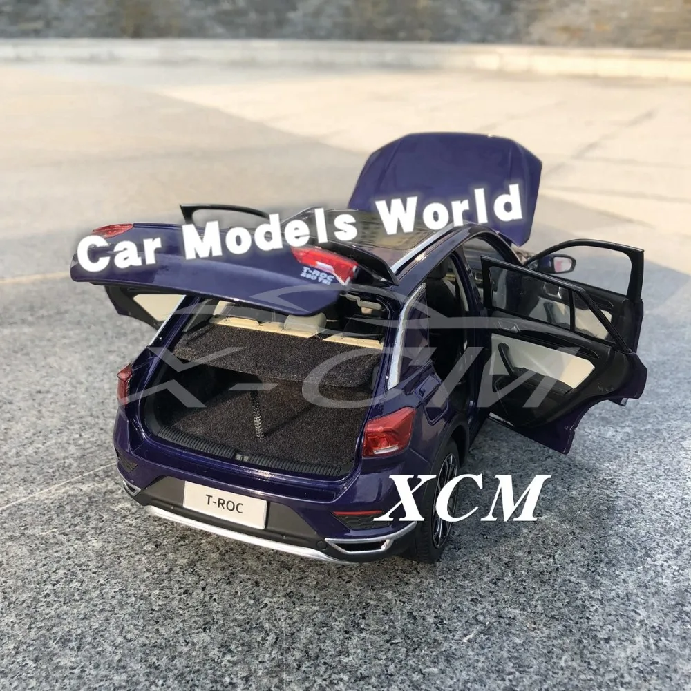 Литая модель автомобиля для фототехники (синий/фиолетовый) 1:18 + небольшой