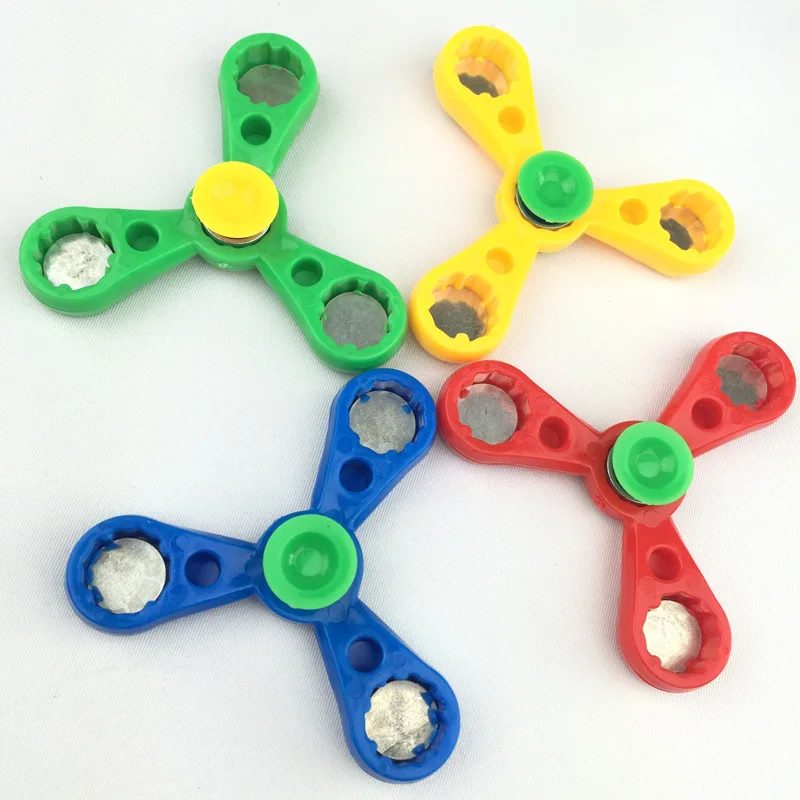 2017 ручной Спиннер треугольный гироскоп палец Пластик для повседневного