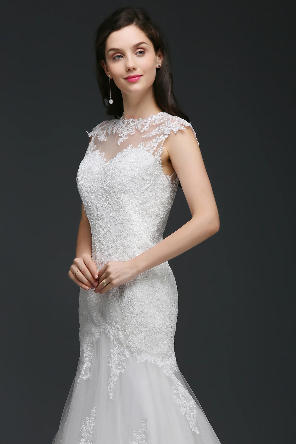 Женское кружевное свадебное платье It's yiiya белое без рукавов с юбкой годе на лето