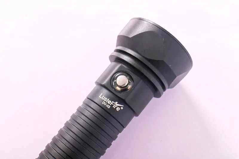 LusteFire DV-X5 фонарик для дайвинга 4000 люмен 4x CREE XML-2 подводный 150 м водонепроницаемый