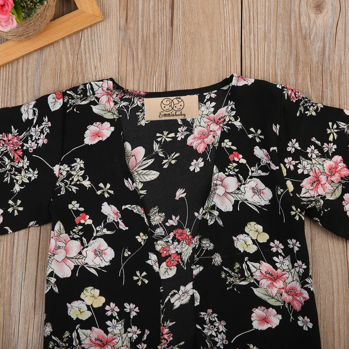 Пальто для маленьких девочек коллекция 2017 года Летний Новый тонкий кардиган с