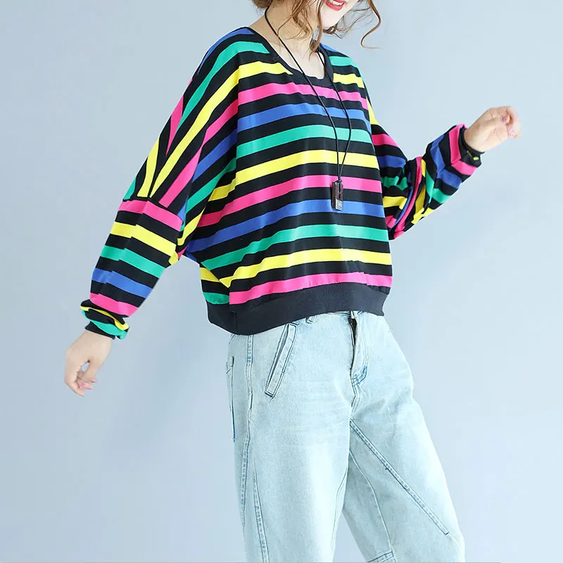 Осенью новый личности в радужную полоску кофты Batwing Длинные рукава свободные