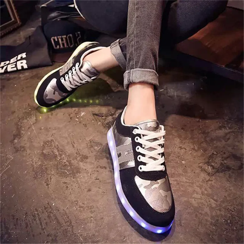 ПРИВЕЛО Обувь мужчины Кроссовки USB Зарядка Новый tenis led пара Флэш-квартира с