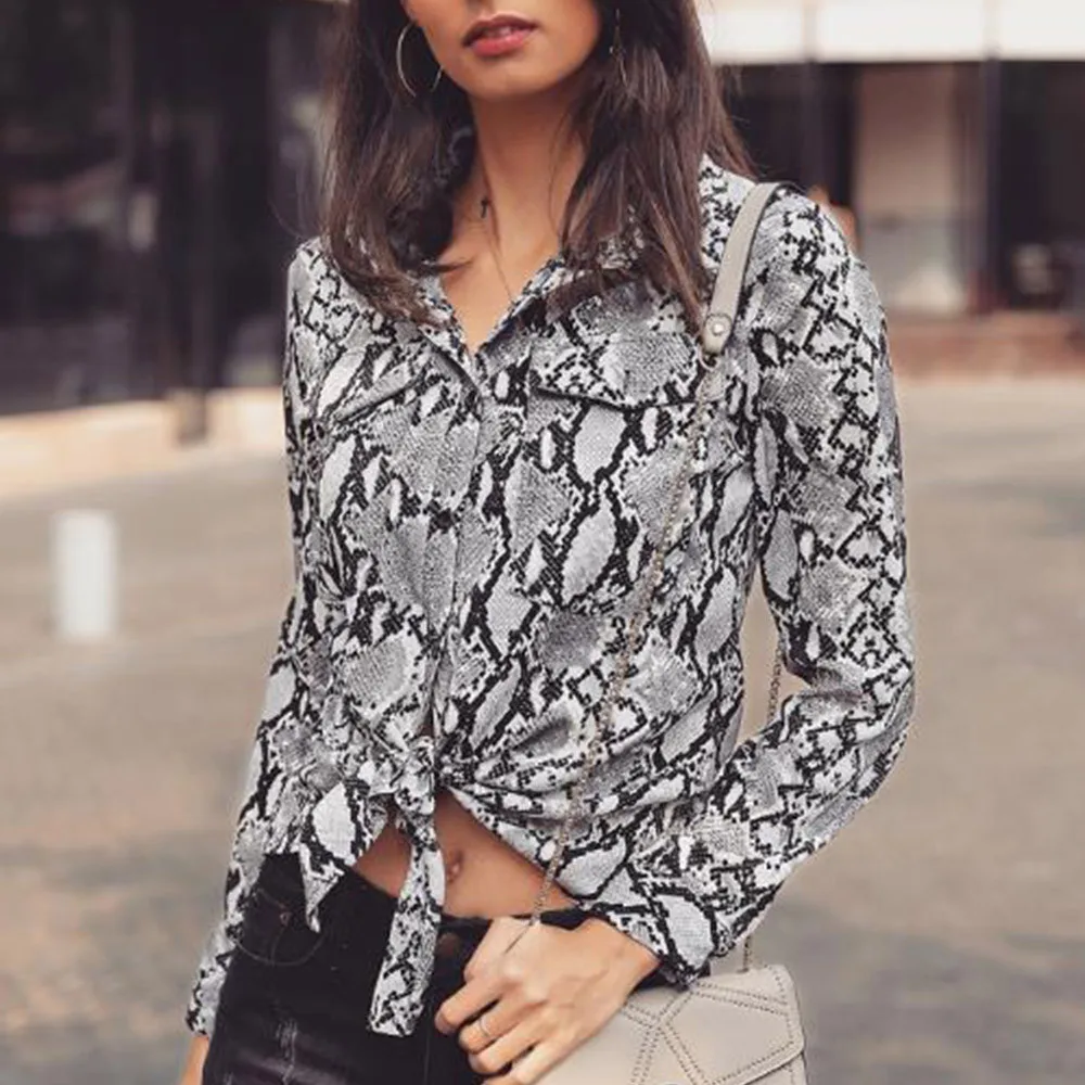 Roupa feminina модные женские блузки 2018 повседневные со змеиным принтом на пуговицах с