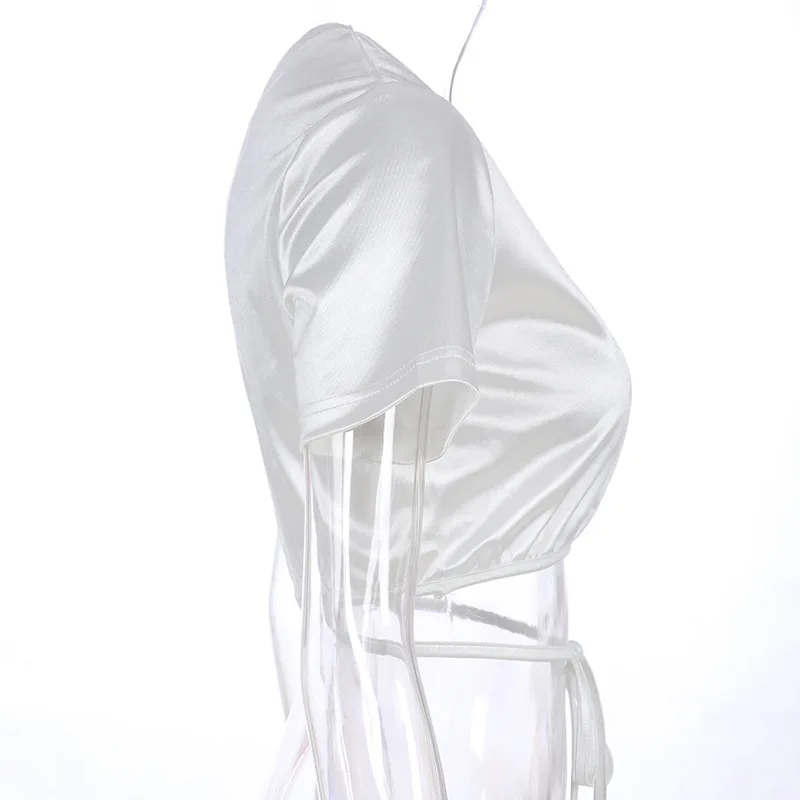 Белая атласная укороченная футболка с коротким рукавом укороченный топ