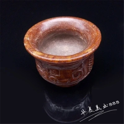 

Antique Jade With Wine Glasses