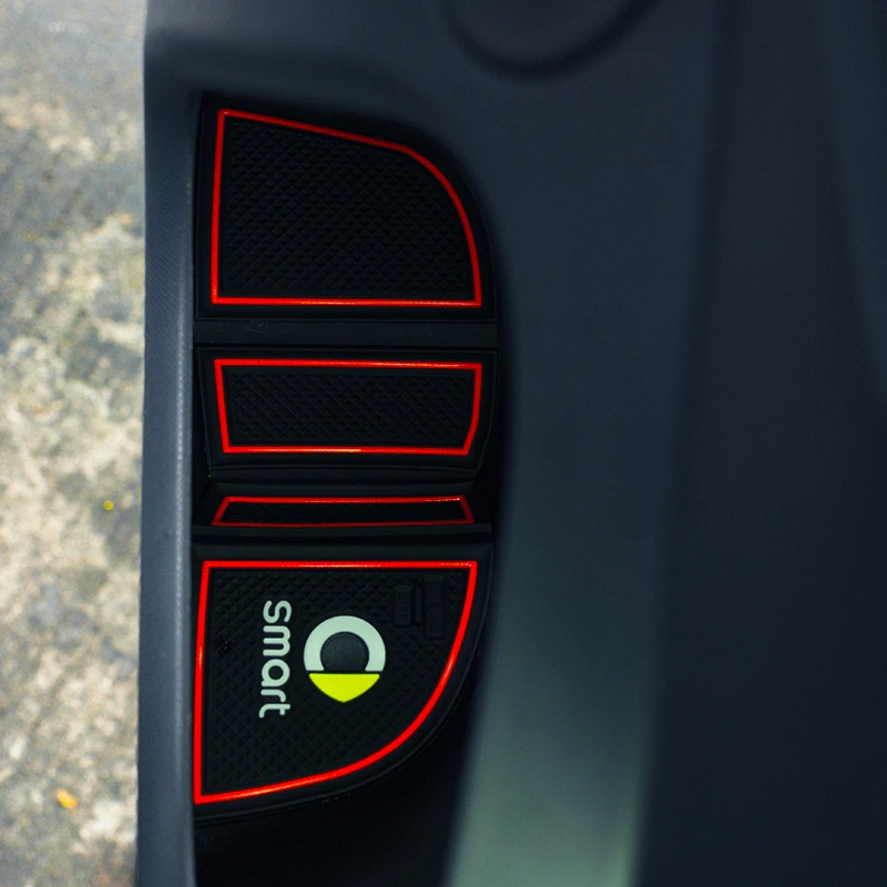 Противоскользящий Автомобильный держатель для двери стакана с канавкой