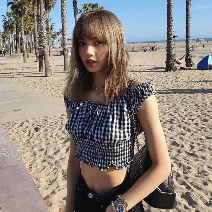 Kpop Корейская клетчатая рубашка с одним словом и воротником открытыми плечами