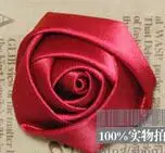dark red Набор 100 шт./лот сделай сам ручная работа диаметр 3,5 см атласная роза Искусственные ленты цветок для невесты Свадебный букет декоративный - Цвет: dark red