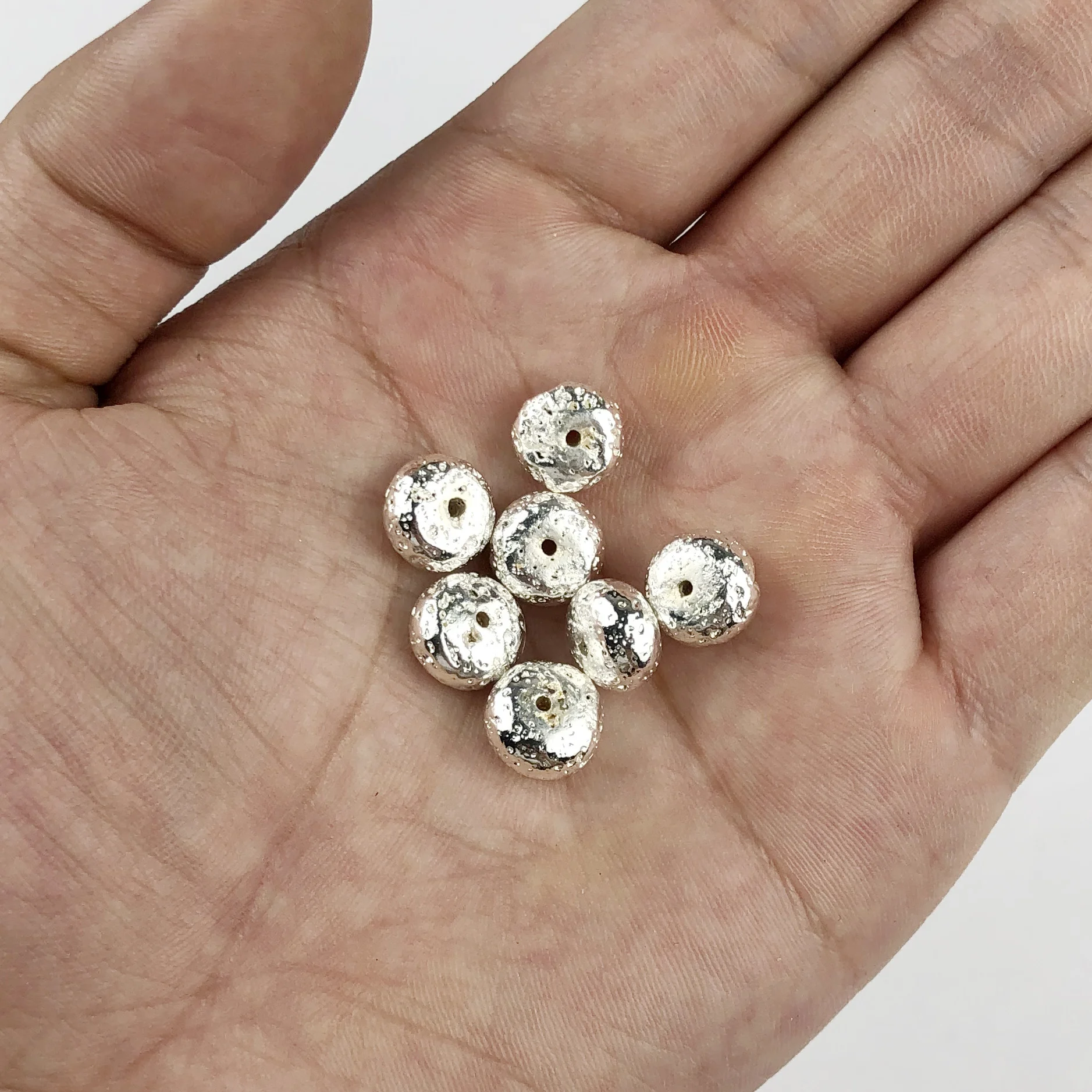 JHNBY White gold Natural Lava Stone 6/8/10MM DIY Accessories Flat Round Silvers Loose beads for Jewelry Necklace bracelet making | Украшения