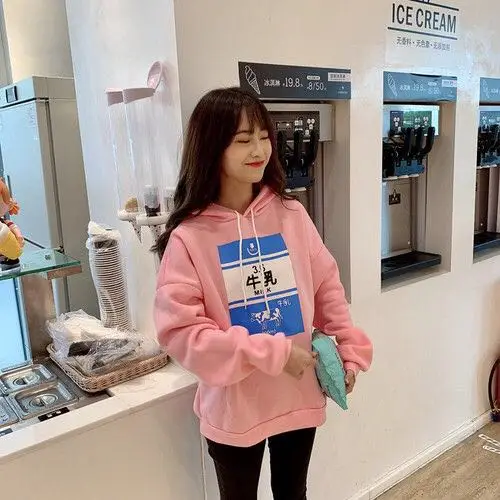 Harajuku мода плюс Velevt Для женщин толстовки милые коровье молоко коробка с клубничным принтом Свитер для девочек Повседневное свободные пуловеры - Цвет: Pink Milk