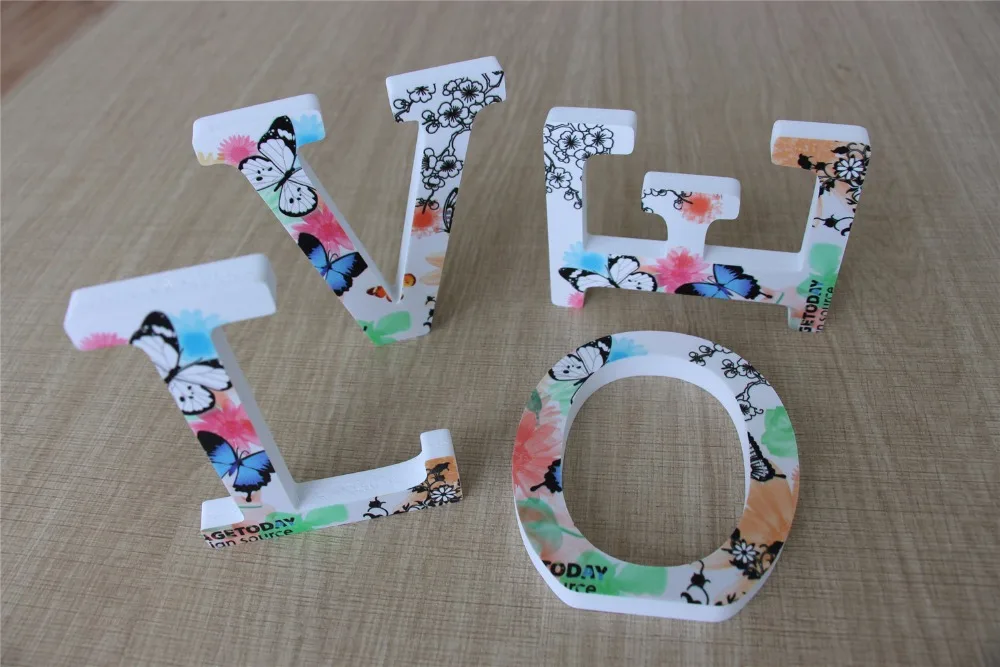 

Spring scenery 1set Home Decoration Wood Wooden Letter Alphabet Word " love " "family " Free Standing Wedding Part Birthday