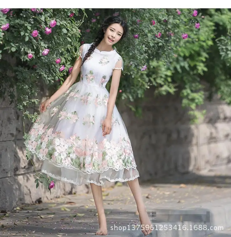 2017 Summer Women dress Elegant Embroidery Loose Sweet Swing hem Tunic Ladies' Dresses | Женская одежда