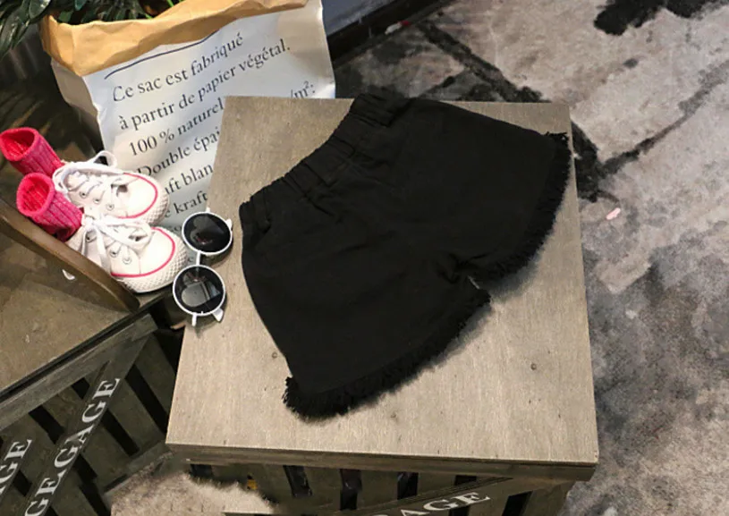 Джинсовые шорты для девочек модные штаны из денима с бахромой белые черные на