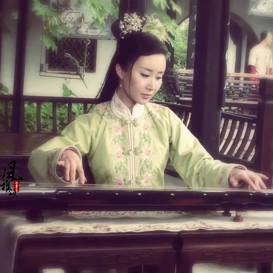 

3 Designs MultiColor Delicate Embroidery Hanfu for Qing Rich Lass for Newest TV Play The Anecdote of Qing Emperor QianLong