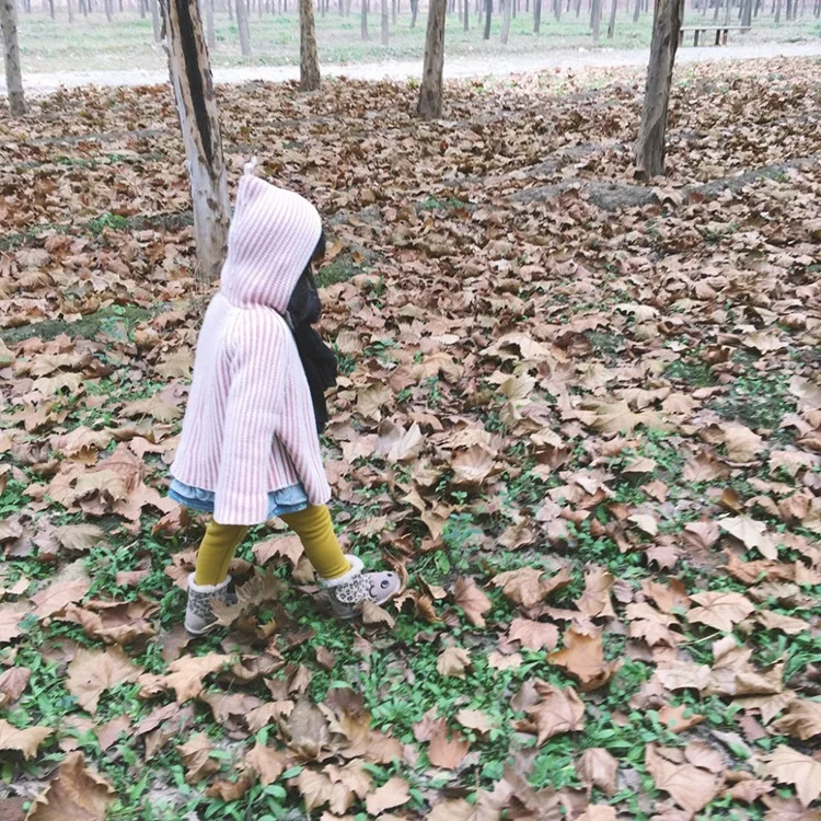 Полосатый кардиган для девочек; свитера; сезон весна; вязаный кардиган для девочек и мальчиков; Верхняя одежда; коллекция года; модное Стильное Детское пальто; повседневная детская куртка