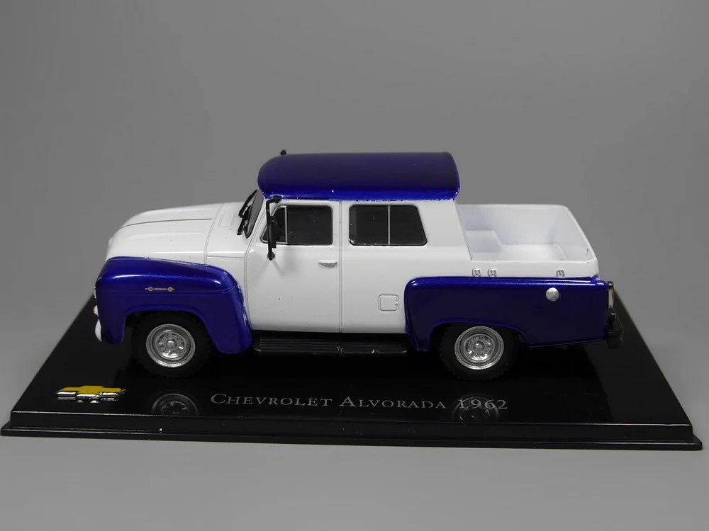 I XO 1:43 Chevrolet Alvorada 1962 пикап игрушечный автомобиль из сплава игрушки для детей литая