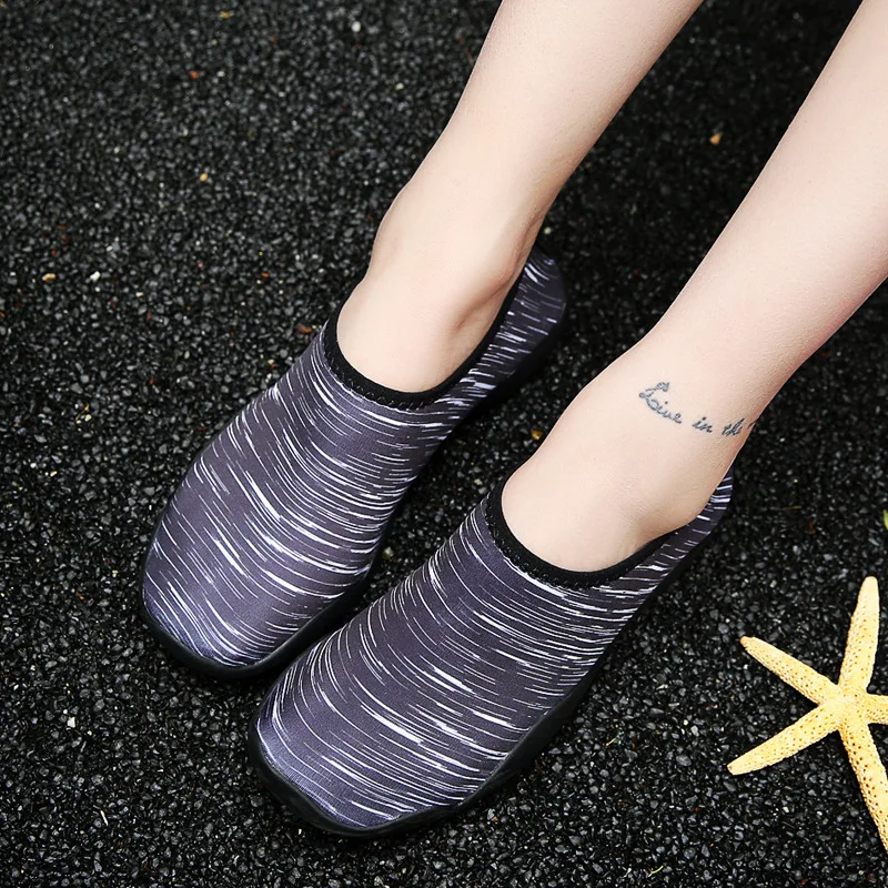 

Non-slip Seaside Beach Fins Snorkeling Diving Socks Swimming diving shoes snorkeling drifting shoes surfing snorkeling socks