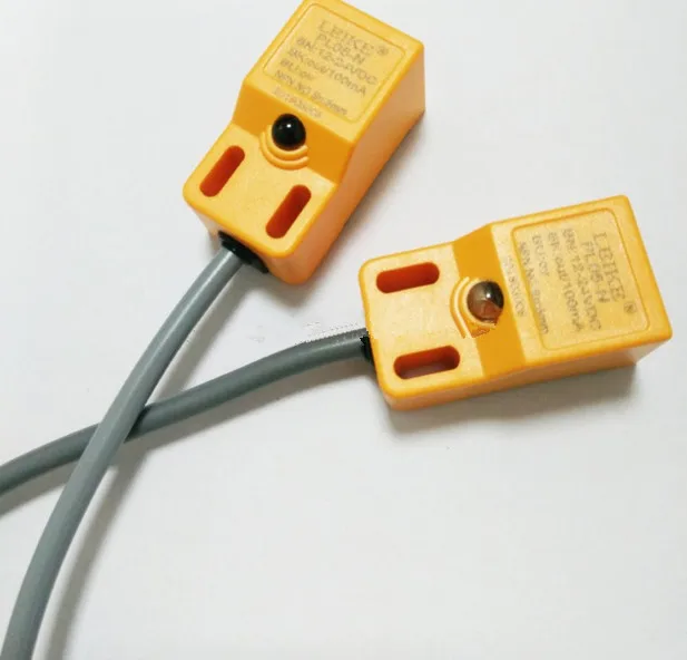 FREE SHIPPING 100% NEW Original 2PCS PL05-N square three wire NPN normally open inductive metal proximity switch DC24V sensor | Автомобили
