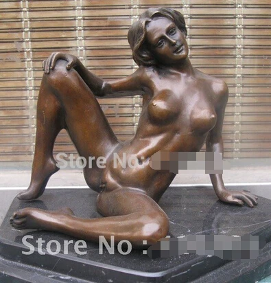 0 Экспресс Доставка в сексуальную голая красавица на каменной бронзовой