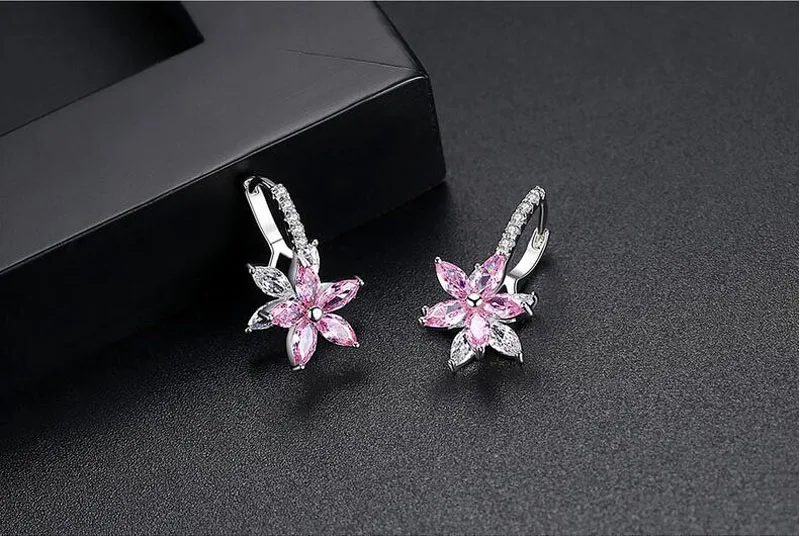 Серьги кольца женские с кристаллами и цирконом красивые украшения для