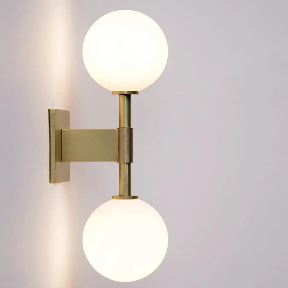 2 Lights Стеклянный шар Настенный бра, атласная латунь с матовым стеклом, глобус настенный светильник светильники для ресторана, прикроватные, ванная комната - Цвет абажура: 2 Lights