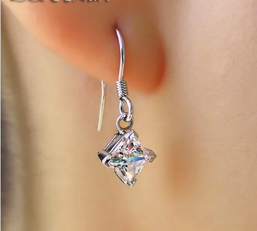 

Wholesale Earrings 925 SONA Simulate Princess Diamond Magnet Earrings Women 1CT Silver Hooked Earrings Women Wedding Earrings
