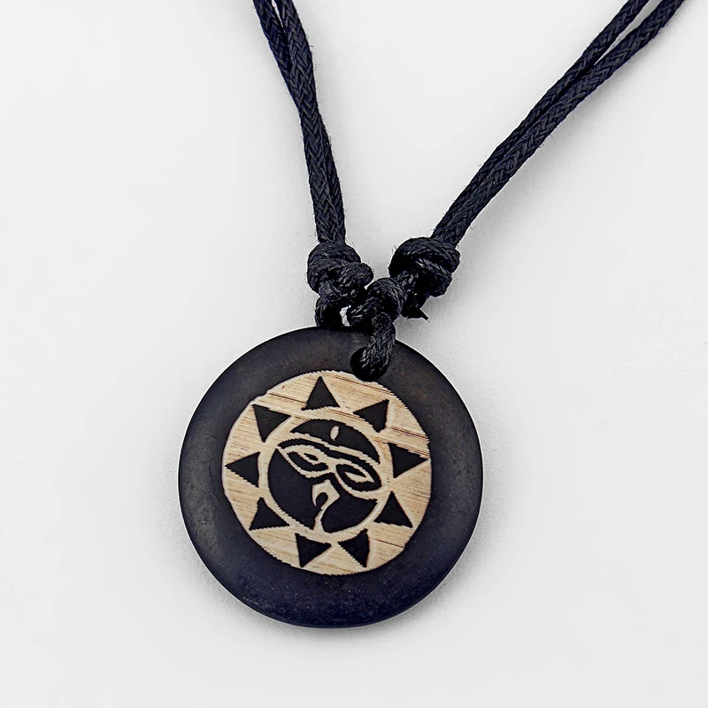 Оптовая продажа Искусственные кости яка из смолы ожерелья на удачу Инь Янь