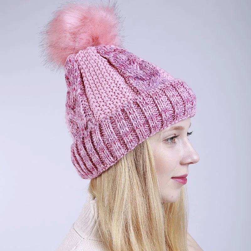 Шапки-бини шапки женские зимние теплые подарок облегающая шапка из кашемира для