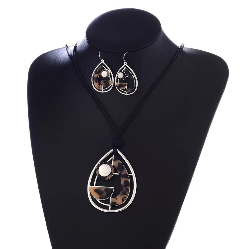 Набор украшений Shineland Collares серьги из смолы с леопардовым принтом и длинным черным