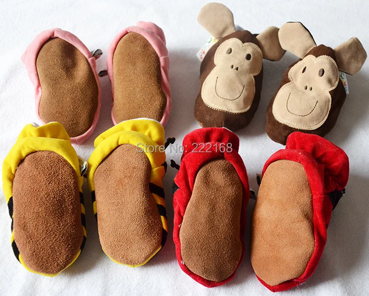 

Cute Little Bees Baby Shoes Genuine Leather Soles Infant Socks Infant Footcovers Sale Baby Moccasins