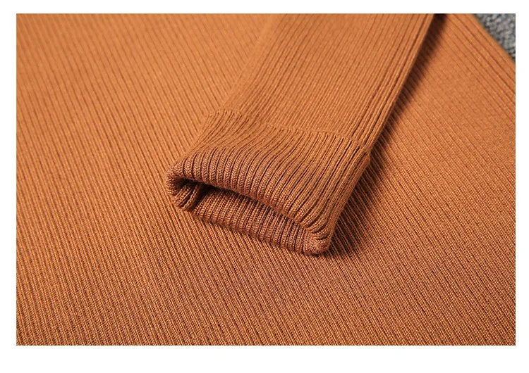 Женское длинное трикотажное платье свитер с V образным вырезом и длинным