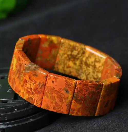 Браслет для мужчин и женщин с натуральным кристаллом 22*18 мм. Красный агат