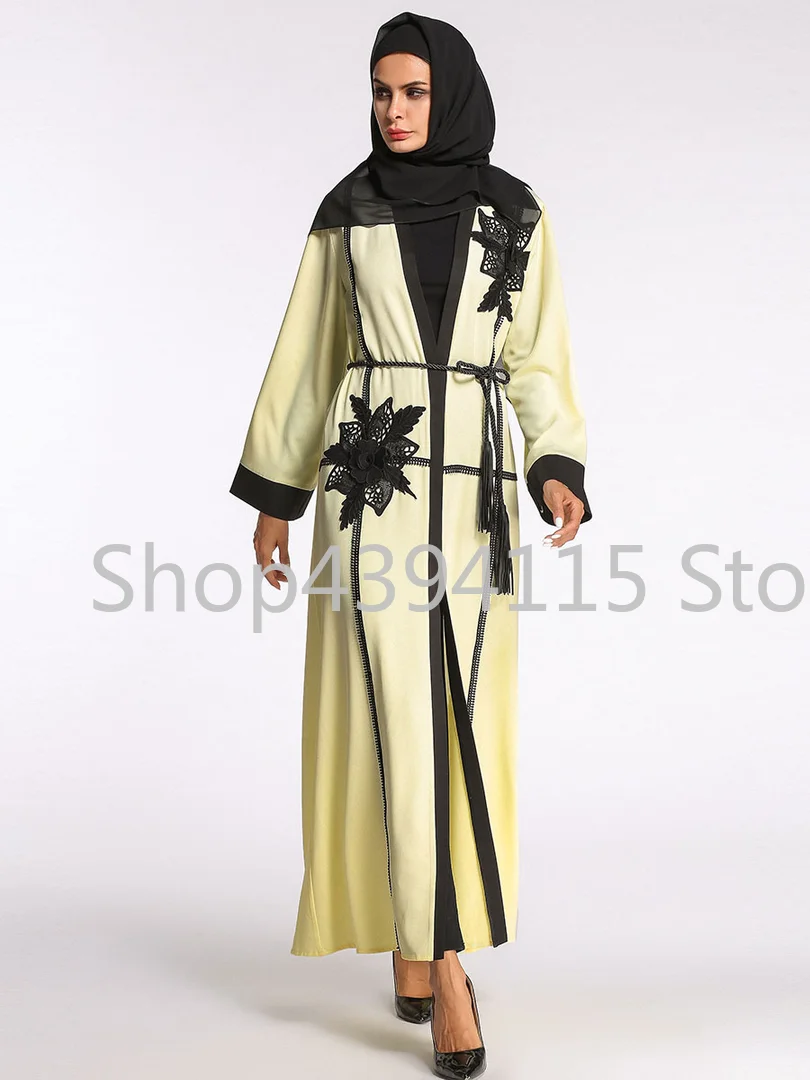 Мусульманский взрослых аппликация стеганый Халат мусульман Дубай Мода с