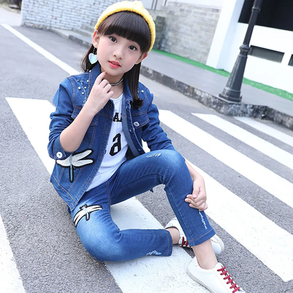 Осенние джинсовые комплекты детской одежды куртка с стрекозой + джинсы 2 предмета